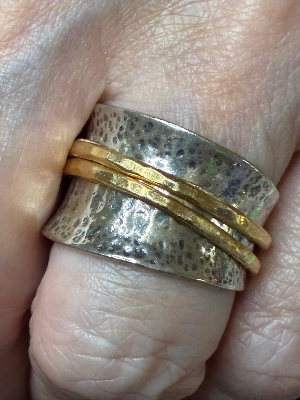 Hammered Two-Tone Wide Band Ring 14 kt. Plating, Sterling Silver 8